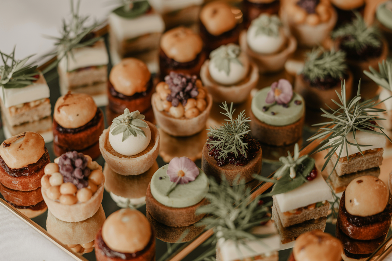 Sophisticated wedding canapés and appetizers